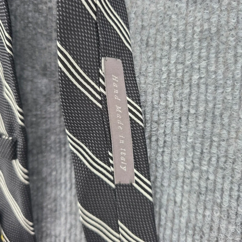 Daniel Cremieux Signature Collection Silk Tie Limited Edition Black White Stripe